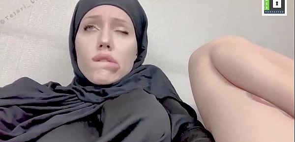Muslm babe cumming